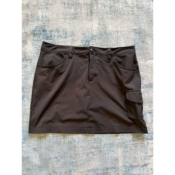 Eddie Bauer Black Adventurer Cargo Golf Skort Size 8 - Picture 1 of 7